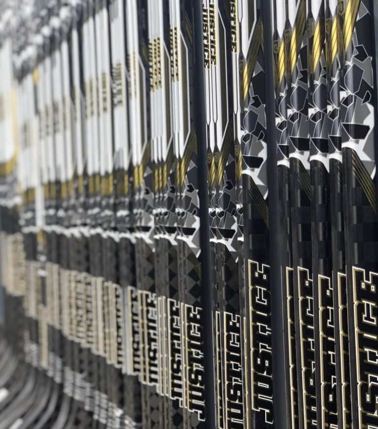 Ska man ha extra lång hockeyklubba – hur rätt längd förbättrar teknik